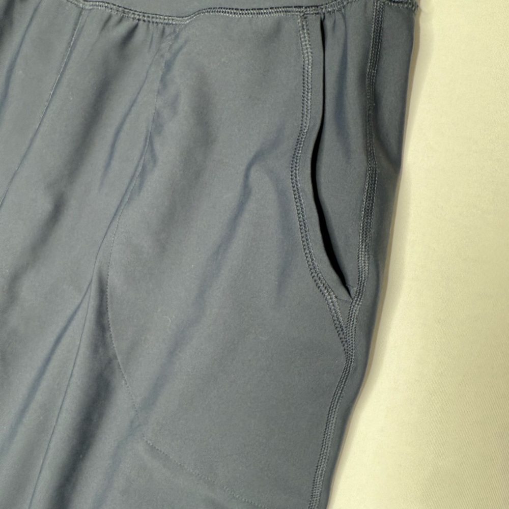 Women large Old Navy Performance Jogger Pants in Navy Blue deep pockets tapered - Picture 6 of 6